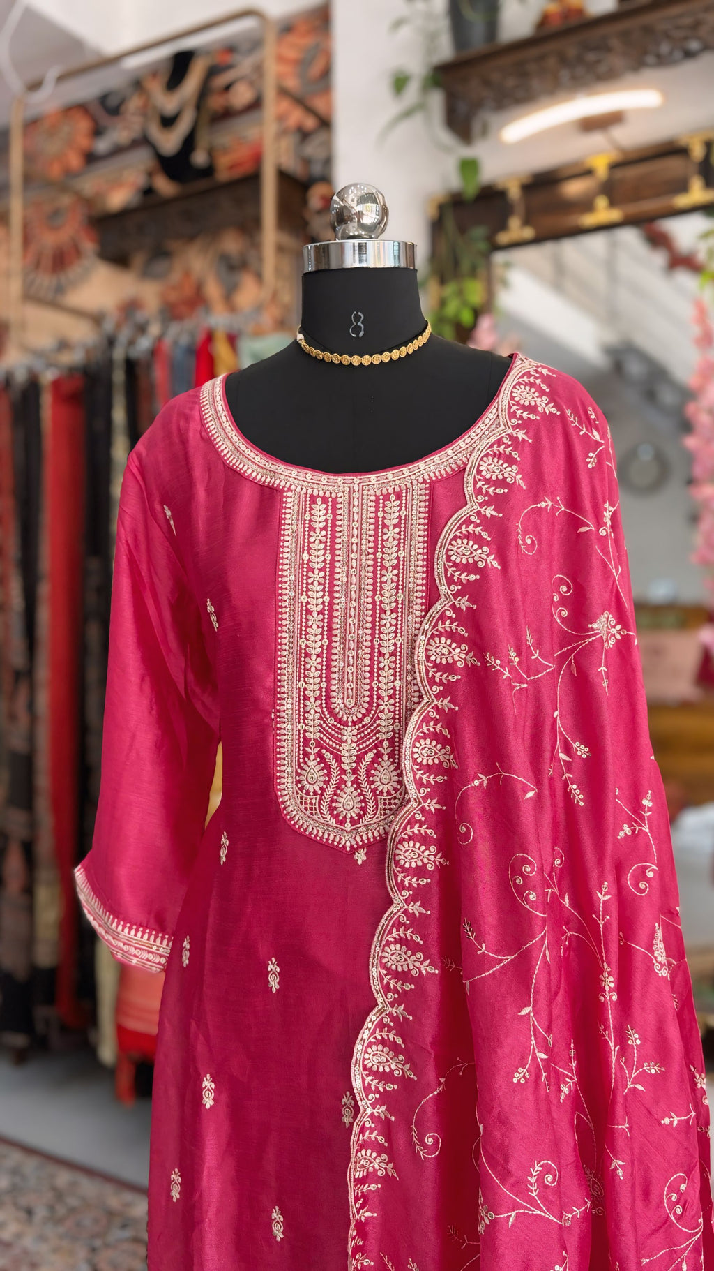 Gulabi Jashn Kurti