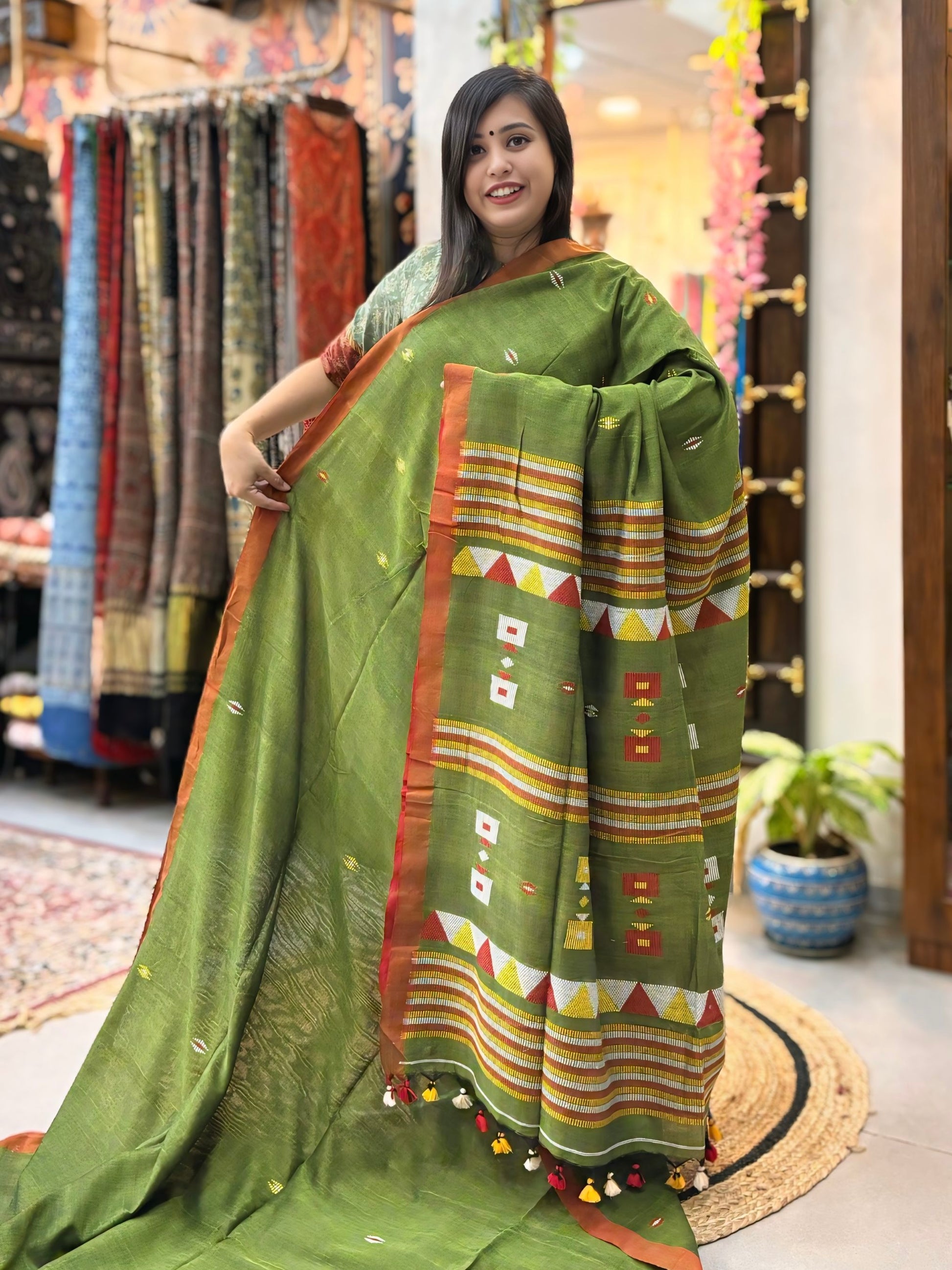 Laxmi - Bhujori Khadi Cotton Saree