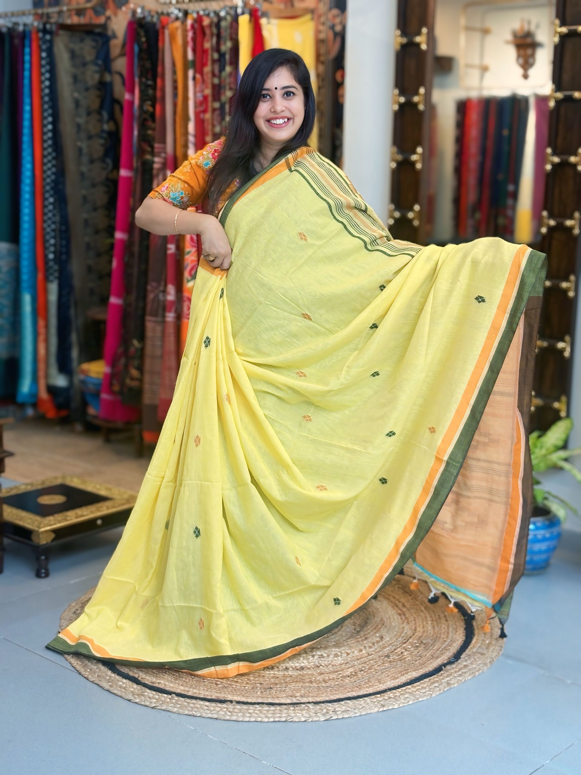 Kesarika - Bhujori Khadi Cotton Saree