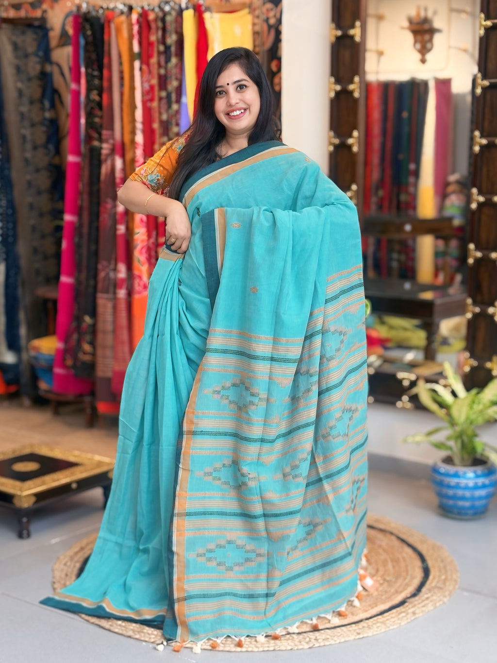 Neerja - Bhujori Khadi Cotton Saree