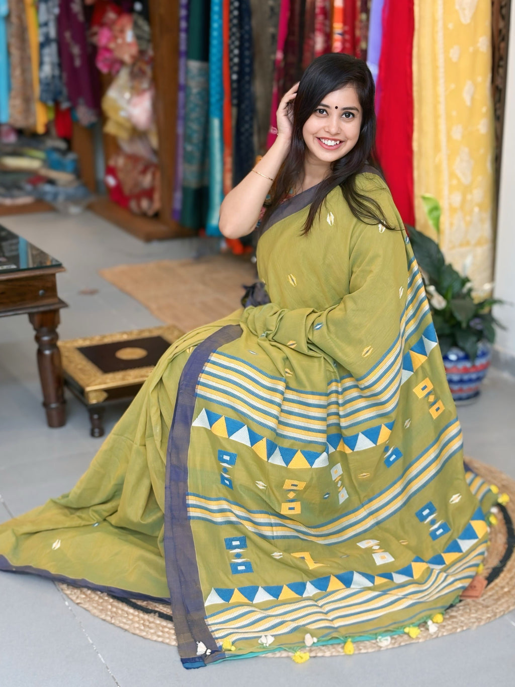 Tulsiya - Bhujori Khadi Cotton Saree