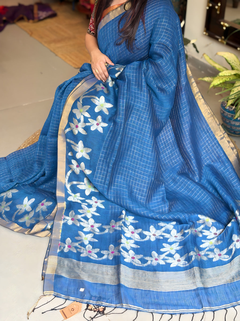 Premium Work Linen Saree 001